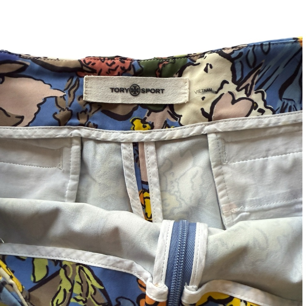 SALE!!! Tory Sport Vibrant Floral Tech Twill Skort - Picture 4 of 9